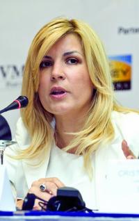 http://www.thediplomat.ro/poze/Elena-Udrea-lays-ground-for-Bucharest-Mayor-pitch-in-2012_200.jpg
