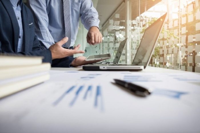 One in six Romanian employees consider changing jobs in the next year after inflation eroded incomes: PwC