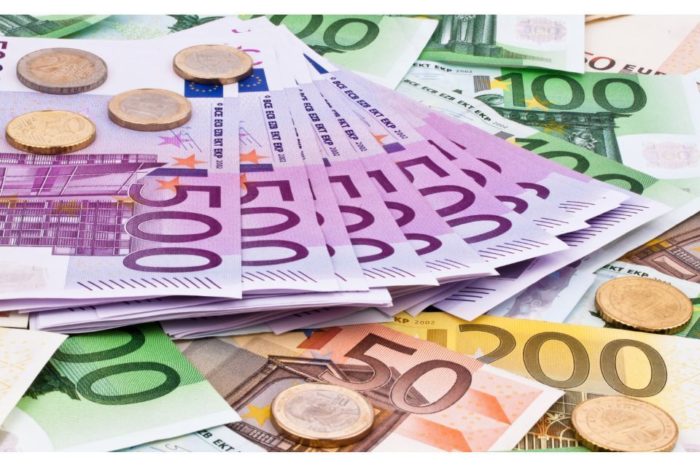 Romania's transition to green energy represents a 20-billion-euro financing opportunity for banks: McKinsey & Company
