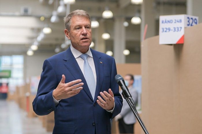 Iohannis: Happy to see entrepreneurs, NGOs, private individuals shoulder epidemic management alongside the state