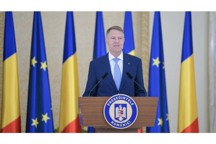 President Iohannis underlines need to continue COVID-19 restrictions