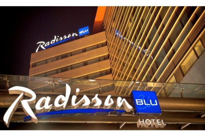 Radisson Blu Hotel donates 1,200 pieces of bed linen to two hospitals in Bucharest