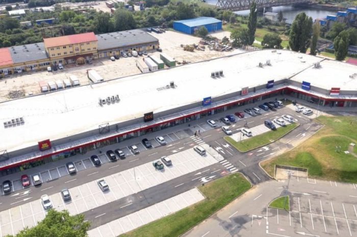 Czech developer RC Europe opens its third NEST retail park in Romania
