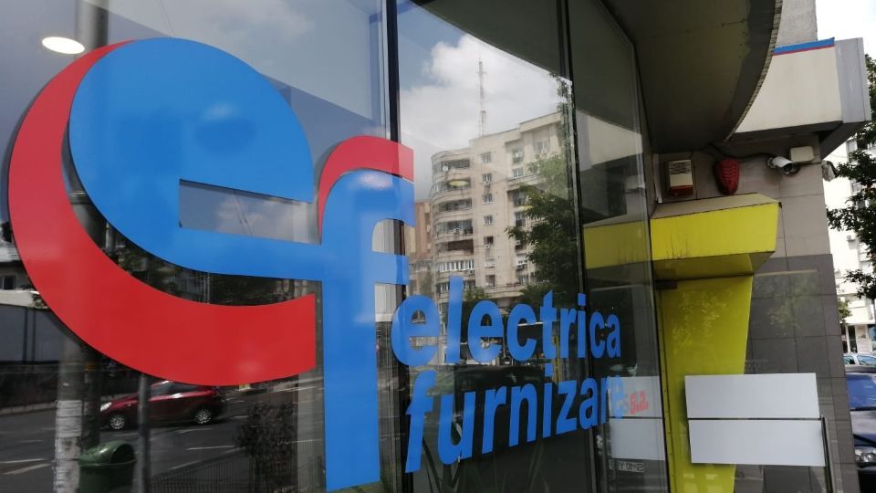 Electrica Fornesari instaleaza o statie fotovoltaica pentru firma romaneasca Vermador – Diplomat Bucuresti