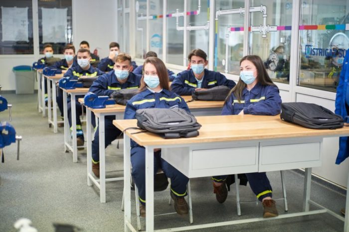 ENGIE invests 2 million RON in the creation of two dual education classes in Galati and Bucharest