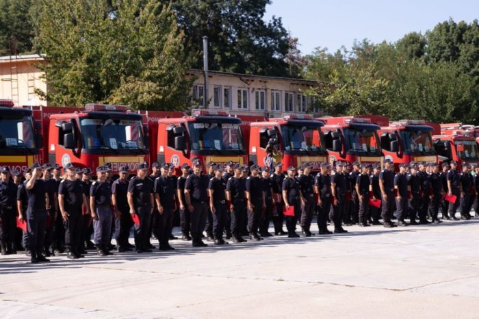 Romania sends 142 more firemen to Greece to help extinguish fires