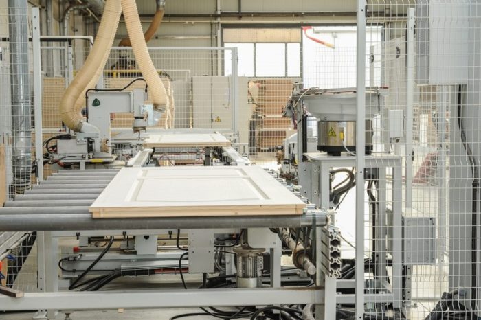 ROCA Industry expands its portfolio with the largest Romanian door manufacturer