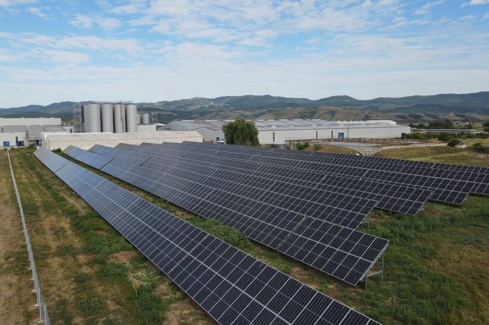 Electrica Furnizare installs 9984 photovoltaic modules for Romaqua Group Borsec, after the successful implementation of the first stage of the project