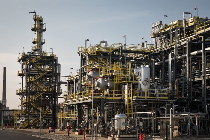 OMV Petrom invests 750 million euros at Petrobrazi to become producer of sustainable fuels