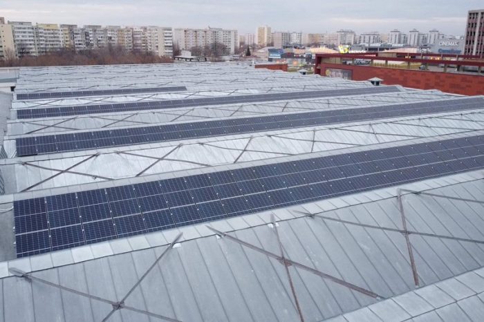 Adrem installed 100 kW photovoltaic panels on the roof of the Obor Halls in Bucharest