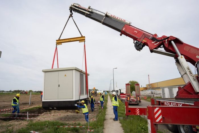 Saint-Gobain and ENGIE Romania start the construction of the largest on-site photovoltaic park in Romania