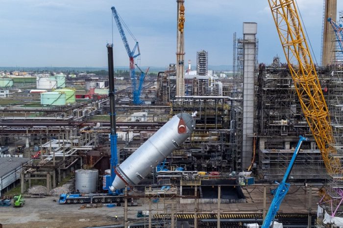OMV Petrom successfully replaced the coke drums at the Petrobrazi refinery