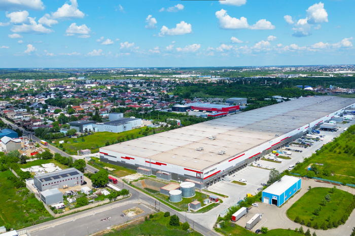 Mediapost Hit Mail signs with Global Vision and Gobalworth for 19,000 square meters in Chitila Logistics Hub