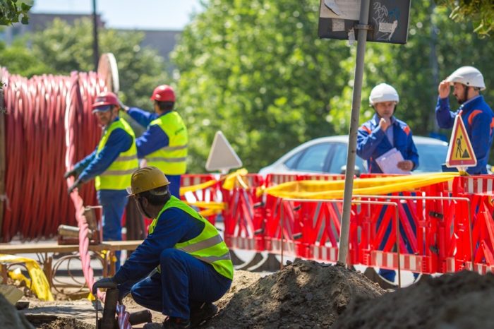 Rețele Electrice România launches tender of up to 180 million RON for connection works