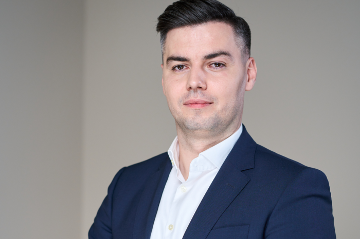 Raiffeisen Asset Management manages total assets of more than 1 billion euro, invested mainly in Romania