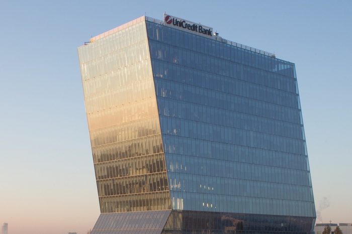 UniCredit completes the acquisition of majority stake in Alpha Bank Romania