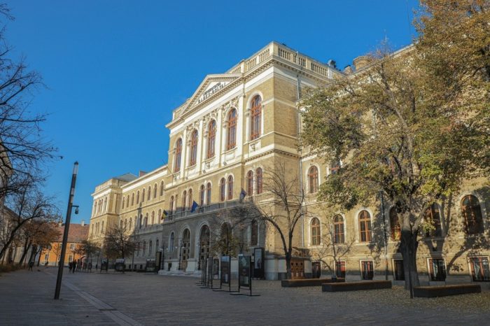 AROBS Transilvania Software signs deal with Babes-Bolyai University for digitalization project